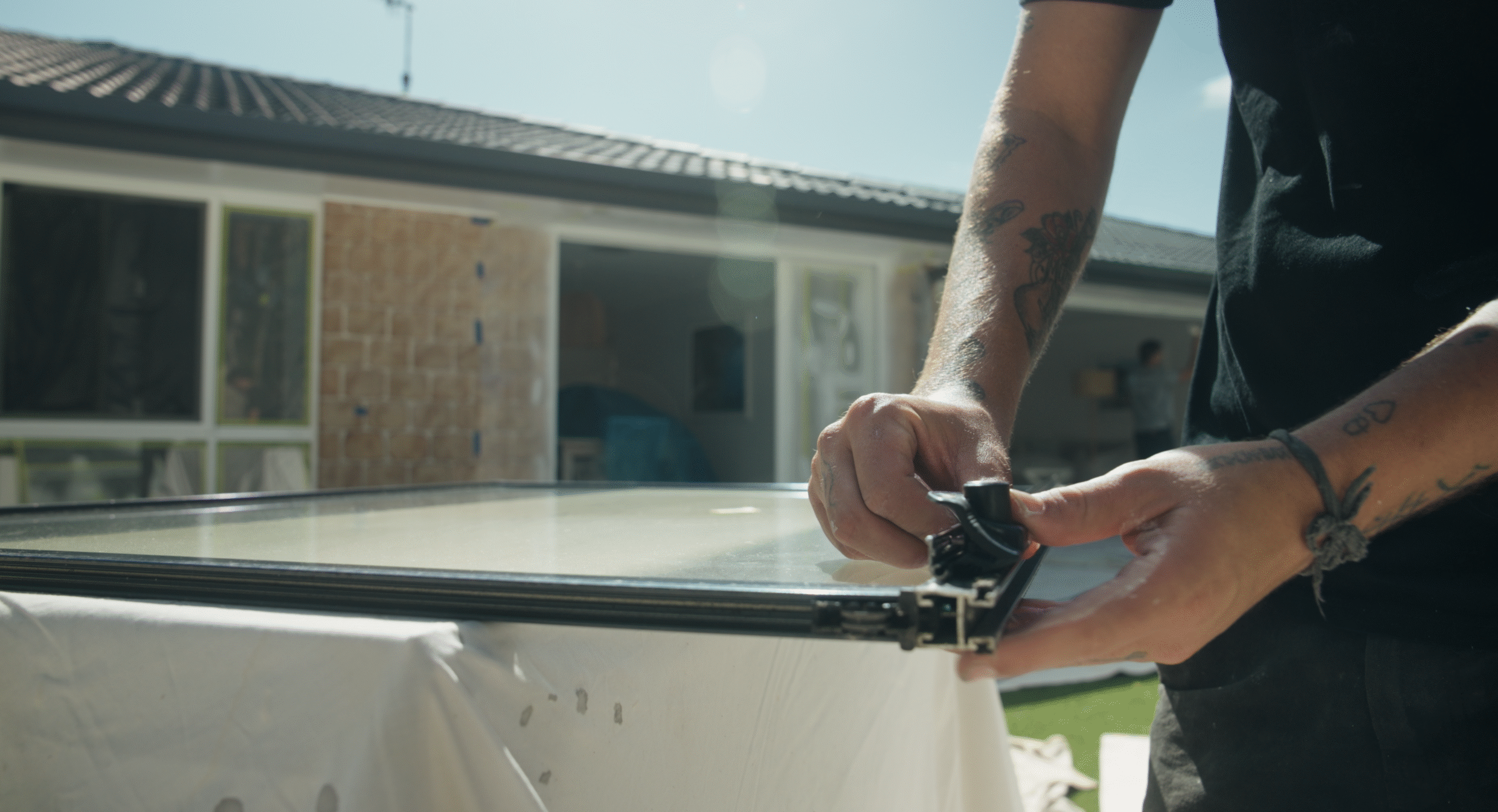 How to remove paint from Aluminium Window frames the correct way, start by removing the moving parts and the hardware. We do everything onsite