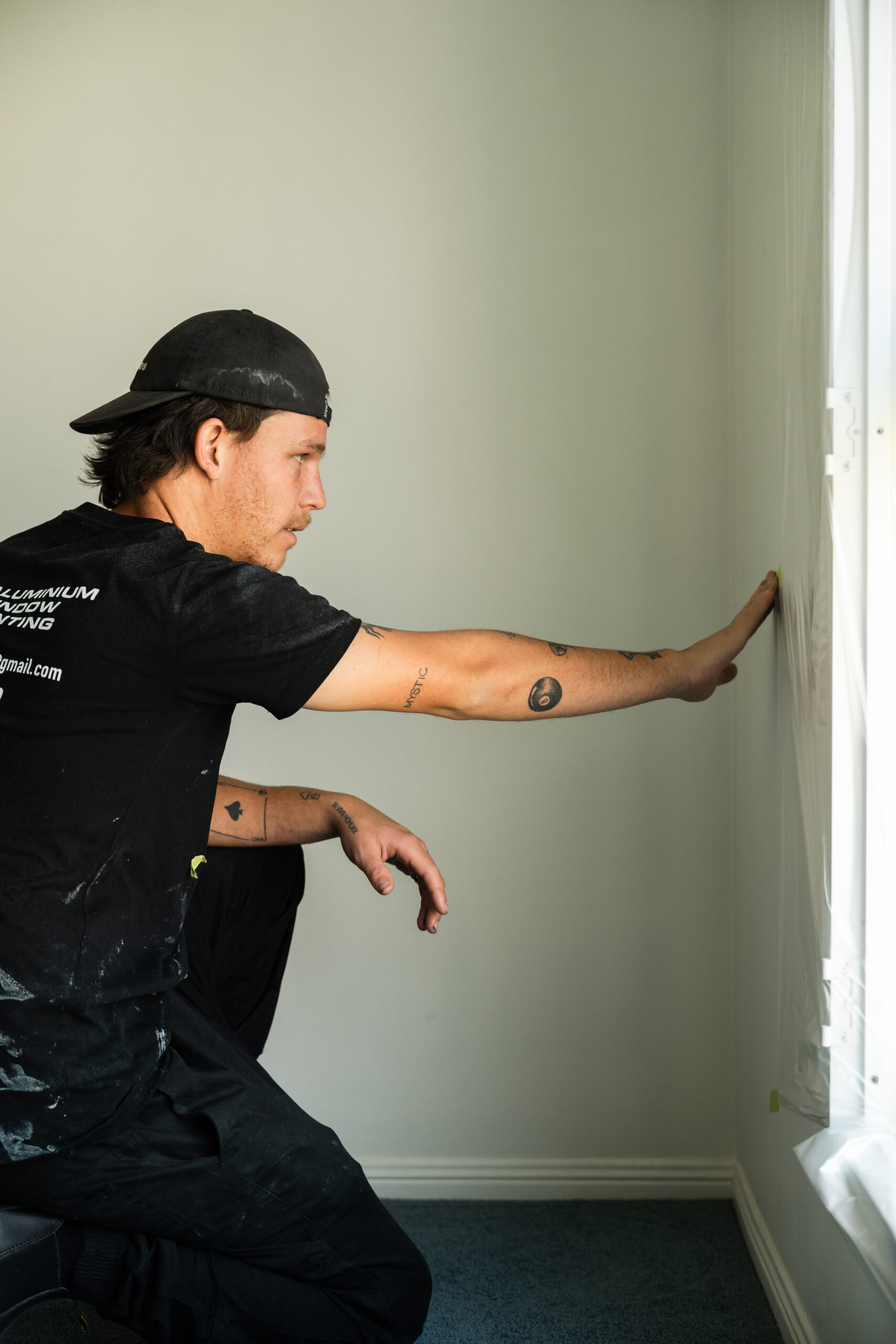 How to Choose an Aluminium Window Painter (What to Actually Check Before You Book)